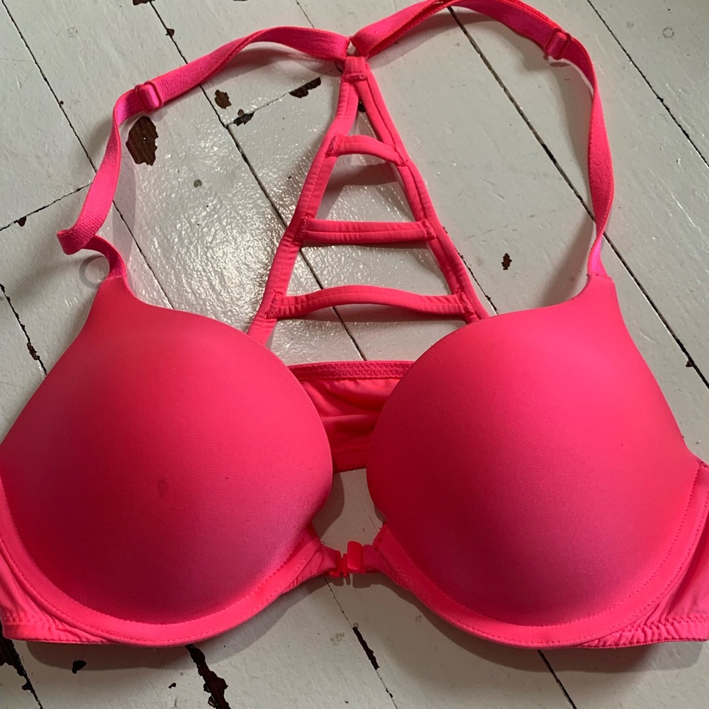 Victoria Secret Razorback Bra